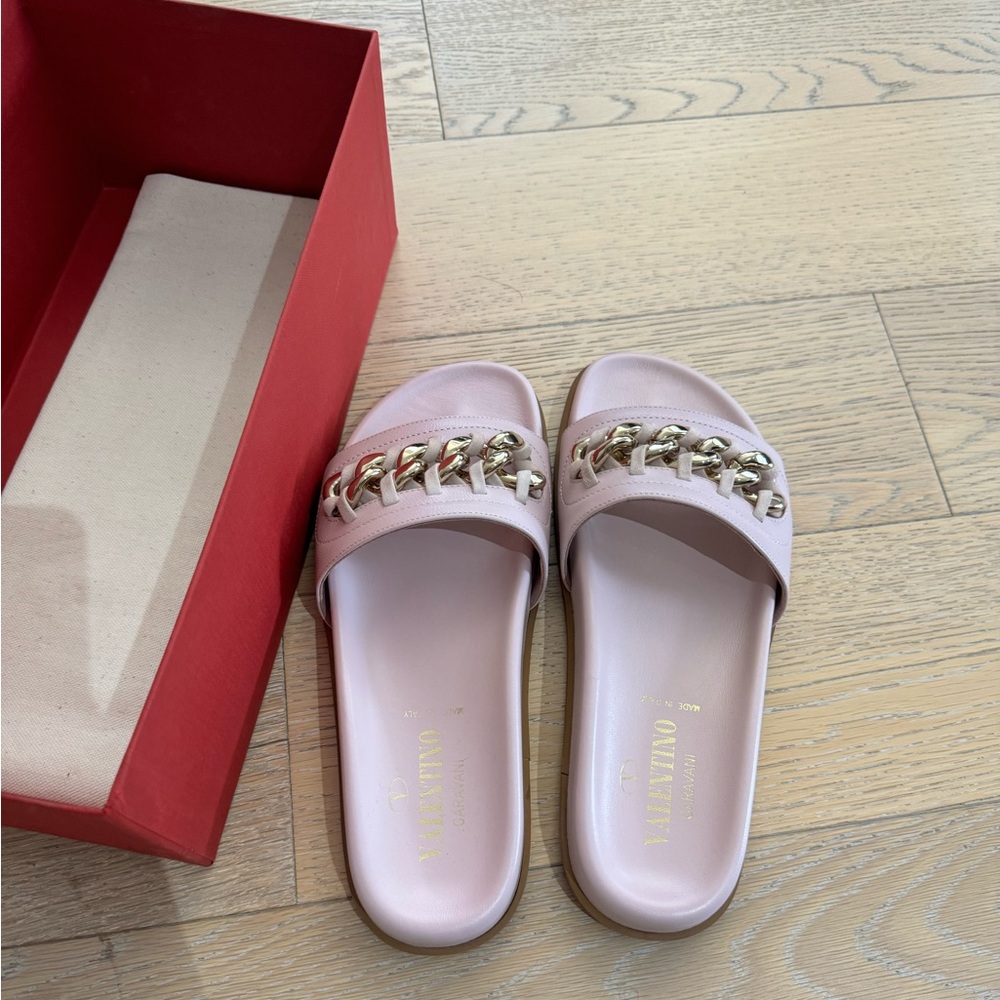 Valentino rose chain sandals 35.5 $695